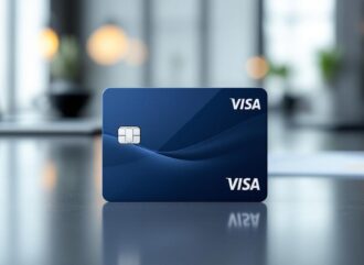 découvrez notre comparaison complète des meilleures cartes bancaires professionnelles, avec la visa business en tête, pour optimiser vos finances d'entreprise.